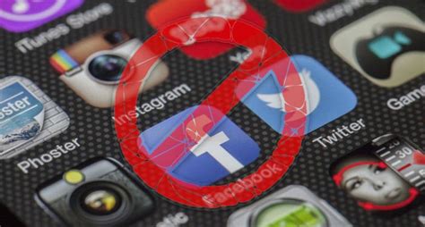 is china blocking apps